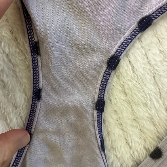 Maurices & lulemon athletics women’s - Picture 3 of 4